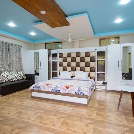 Radiant Club & Resort Imphal Zewnętrze zdjęcie